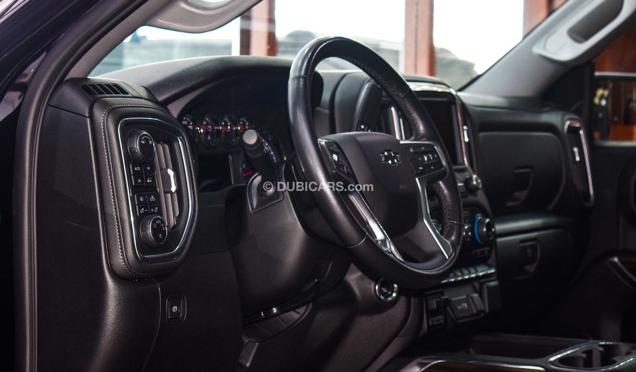 Chevrolet Silverado RST