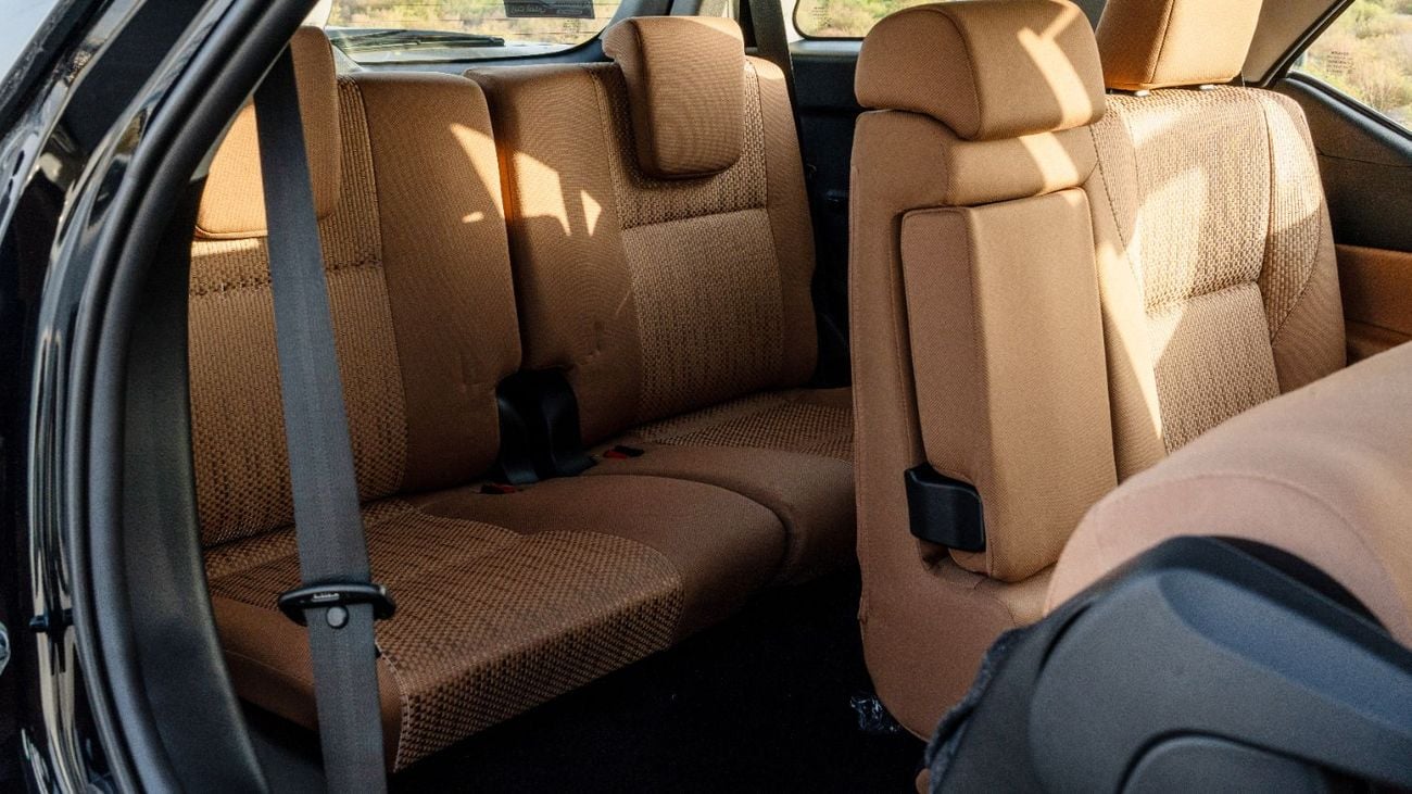 تويوتا فورتونر GX 2026 Toyota Fortuner GX 2.4L AT Diesel (Black-Tan)
