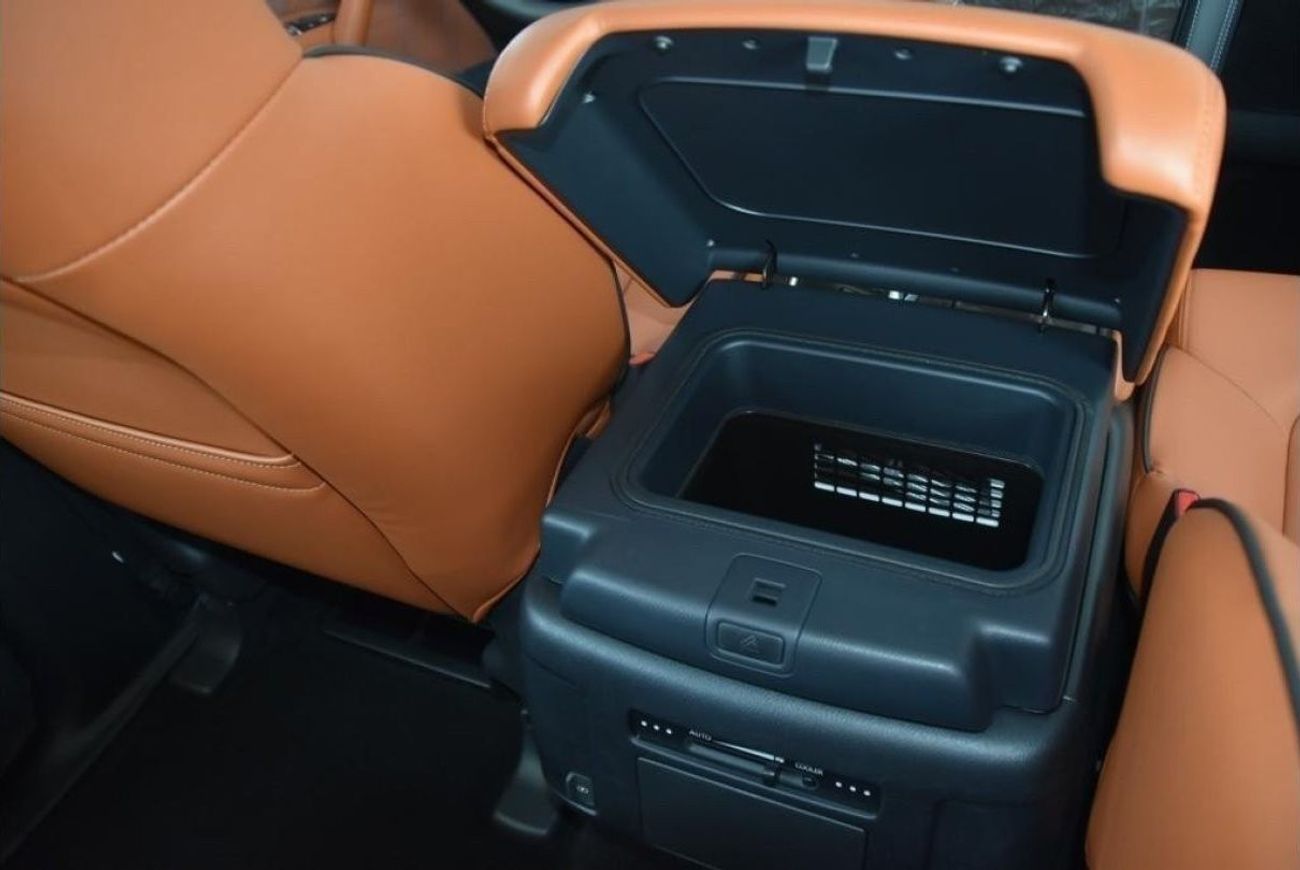 نيسان باترول NISSAN PATROL V8 T2 2024 0KM GCC