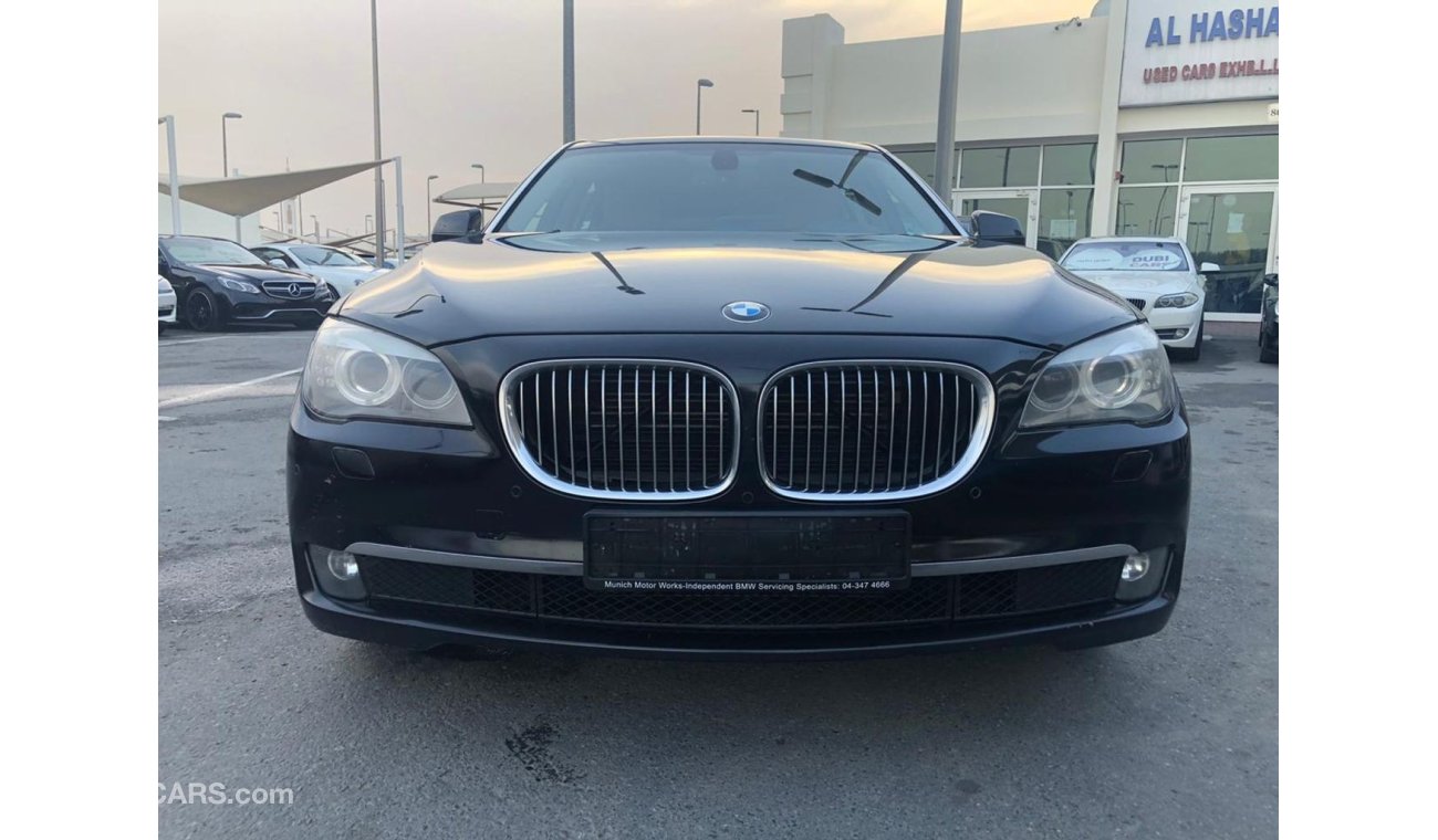 BMW 730Li Bmw 730 model 2012 GCC car prefect condition full option low mileage excellent sound system radio Bl