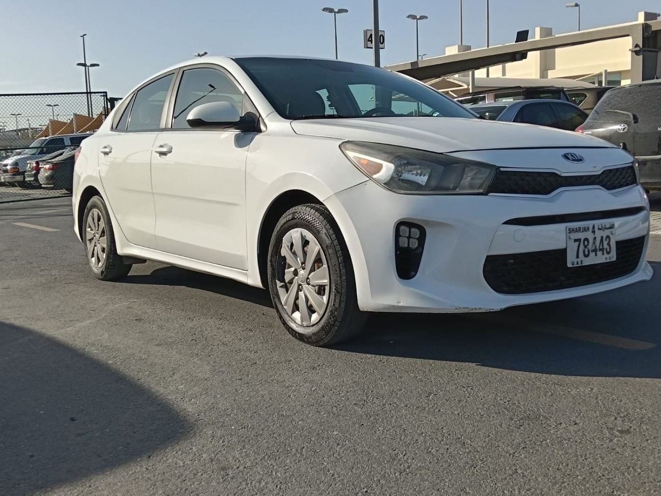 كيا ريو LX EX 1.4L (107 HP) Sedan