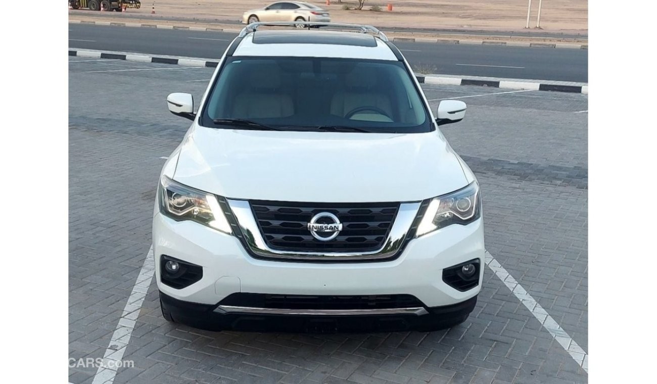 Nissan Pathfinder SV