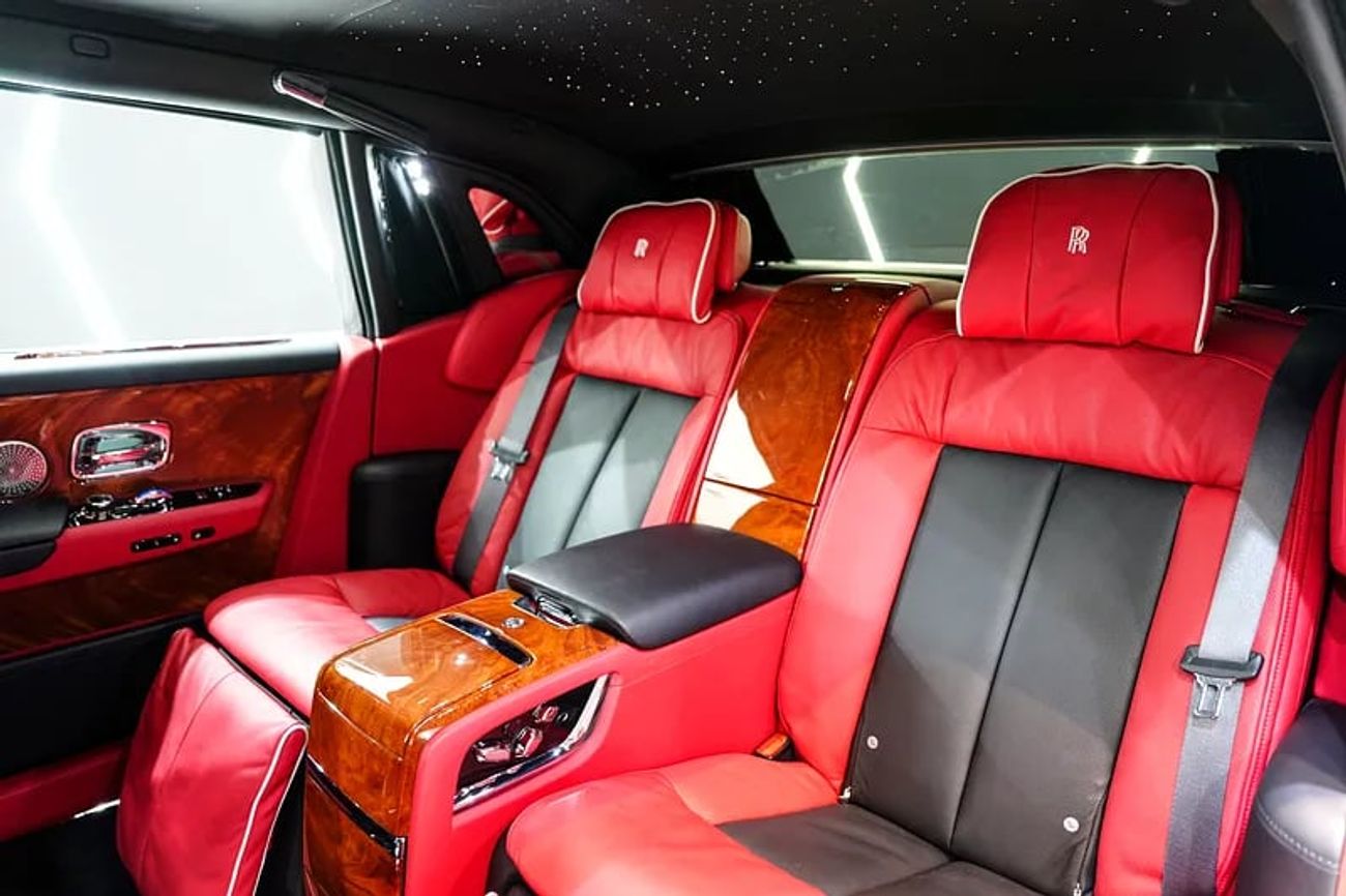 Rolls-Royce Phantom EWB 6.8L Series II, Executive Rear Seats w/ Entertainment, Dealer Warr + Serv!!