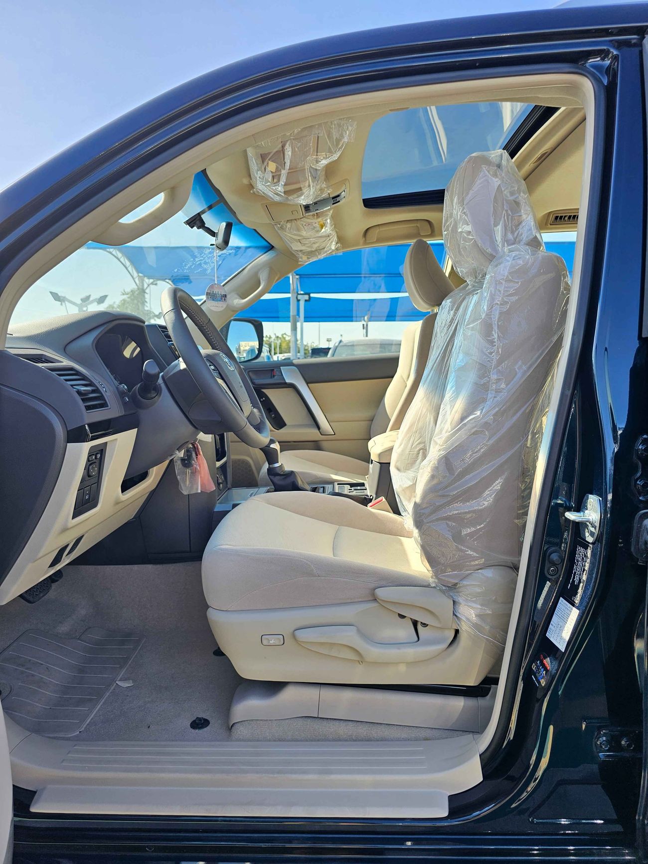 Toyota Prado TXL, 2.7L PETROL, SUNROOF, AUTO A/C, LED LIGHTS, DVD + CAMERA  (CODE # P27TXLDV3)