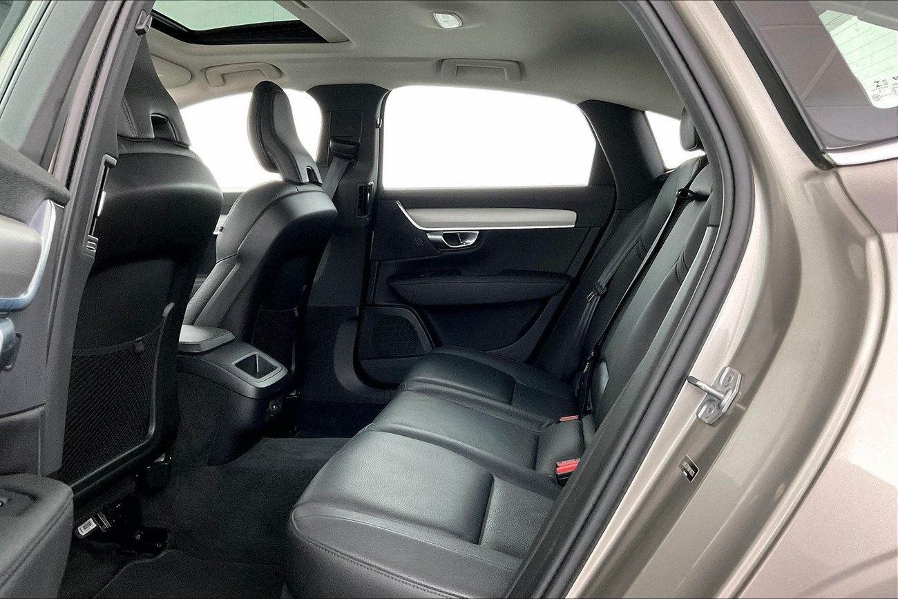 فولفو S90 B5 Momentum | سنة ضمان مجانية | خالية من أضرار الفيضانات