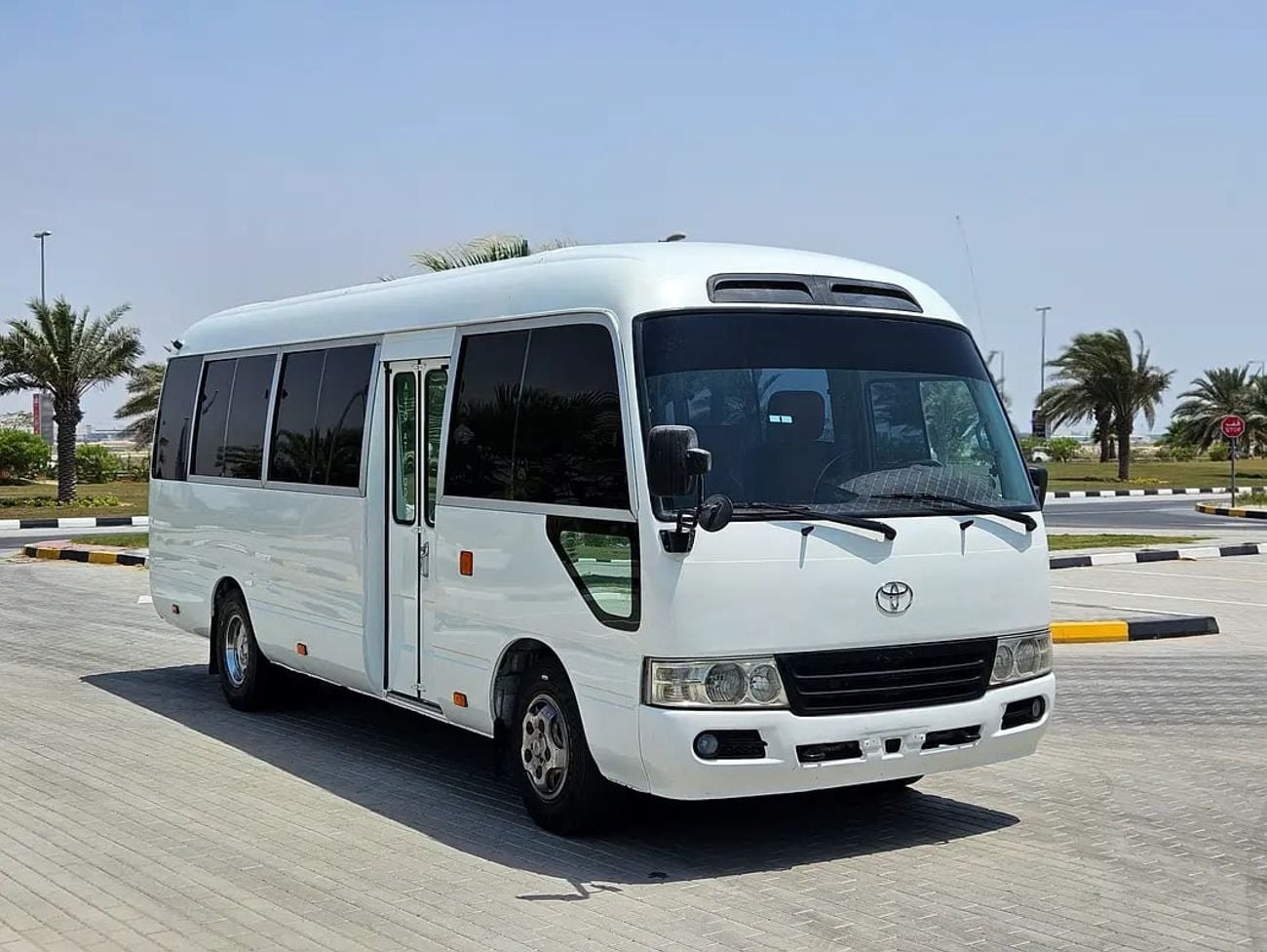 Toyota Coaster Japanese Specs - 30 Seats Well Maintained Passenger Van With Low KM