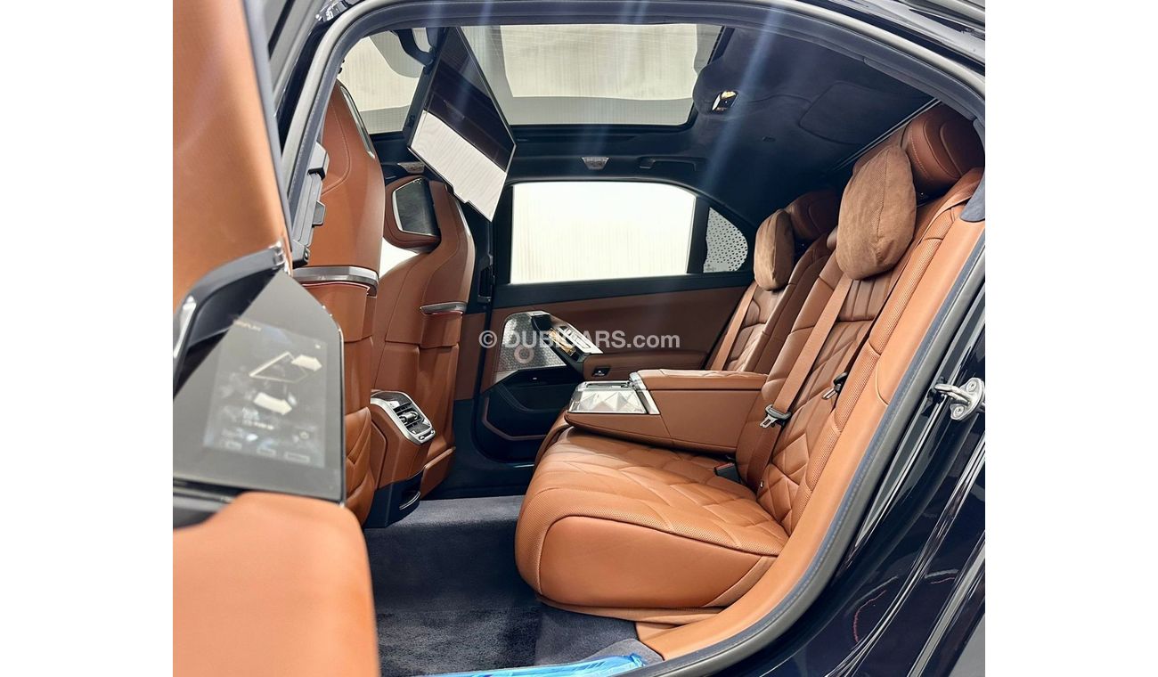 BMW 760Li 2023 BMW 760i XDrive, 5 Years BMW Warranty + Service Contract, GCC