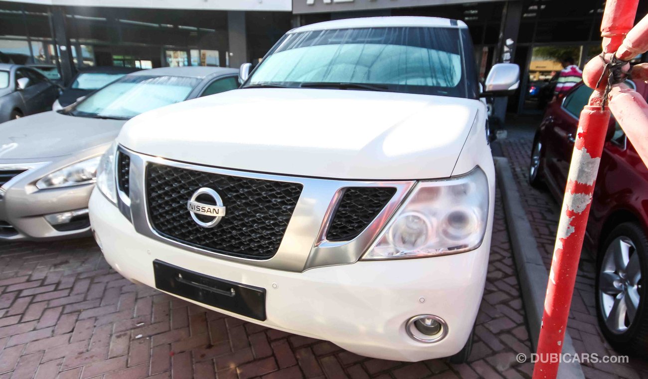 Nissan Patrol SE