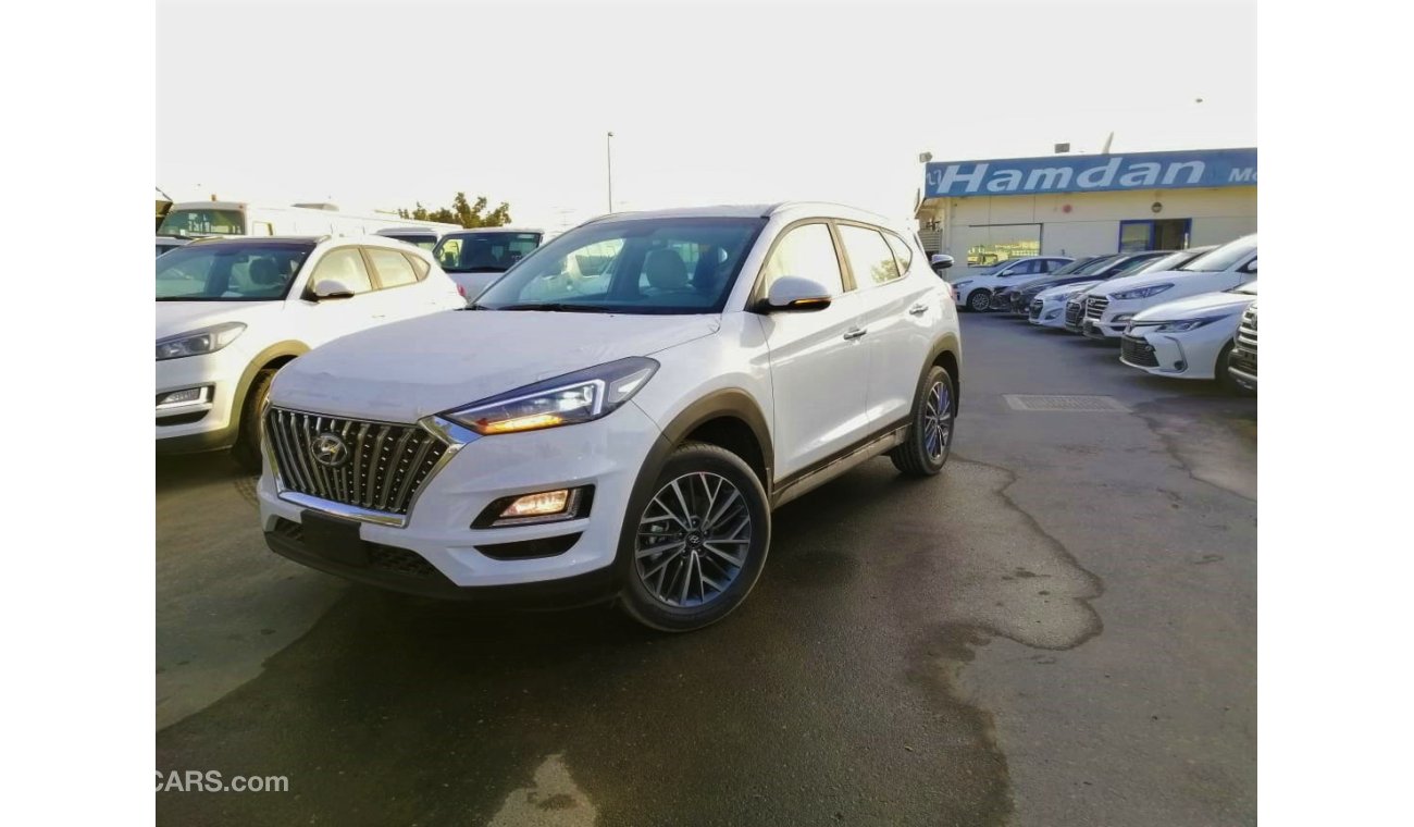 Hyundai Tucson 2.0 with  bush start screen camera  electric seats