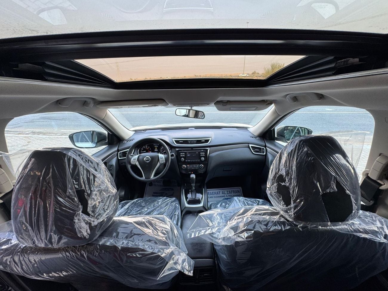 Nissan Rogue  V4 2.5L / PANORAMIC SUNROOF / BIG SCREEN / 4X4 / RIMS / IN PERFECT CONDITION