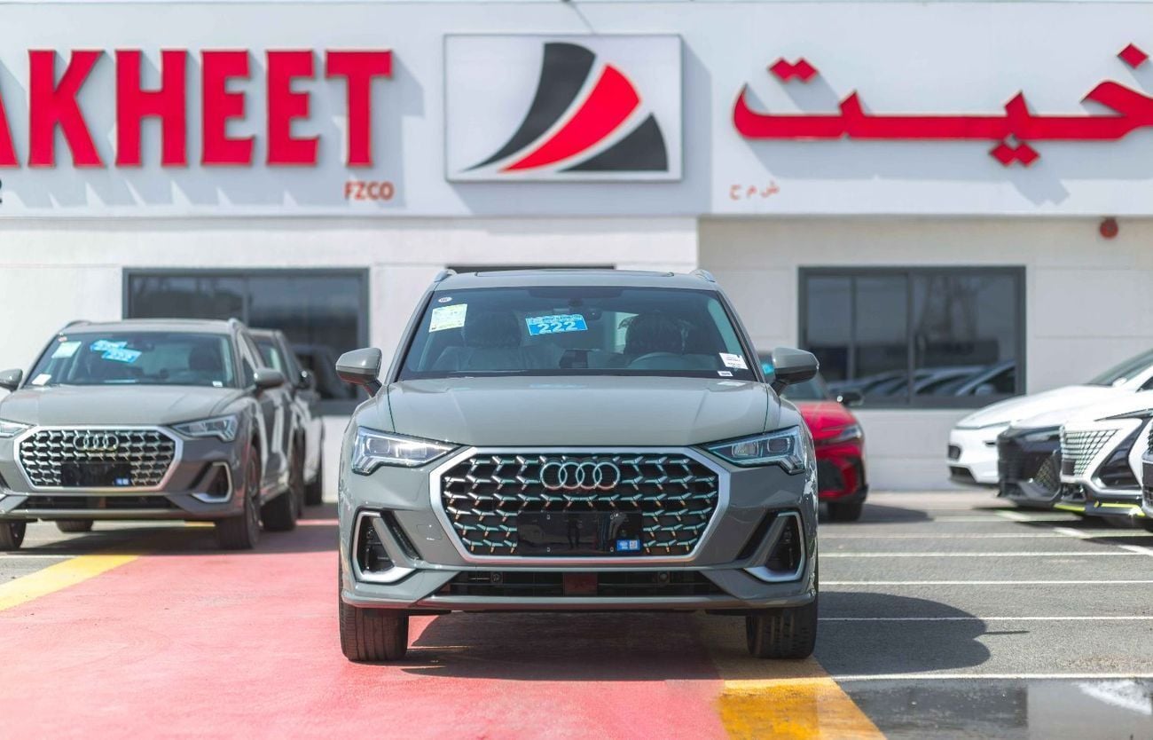 أودي Q3 35 TFSI S-LINE Audi Q3 TFSI 35 S Line 1.5 Turbo (2025) Nardo Grey