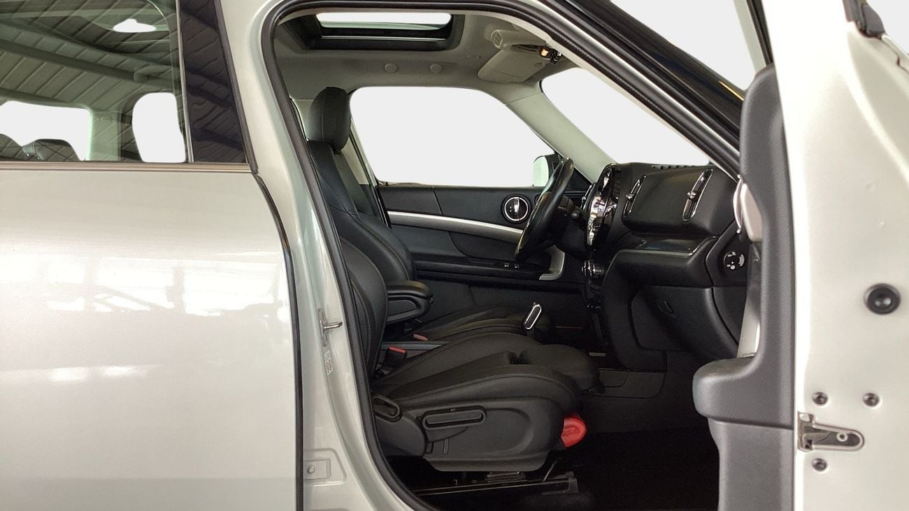 Mini Countryman 1.5 COOPER DCT | Guaranteed Warranty | 0 Down Payment