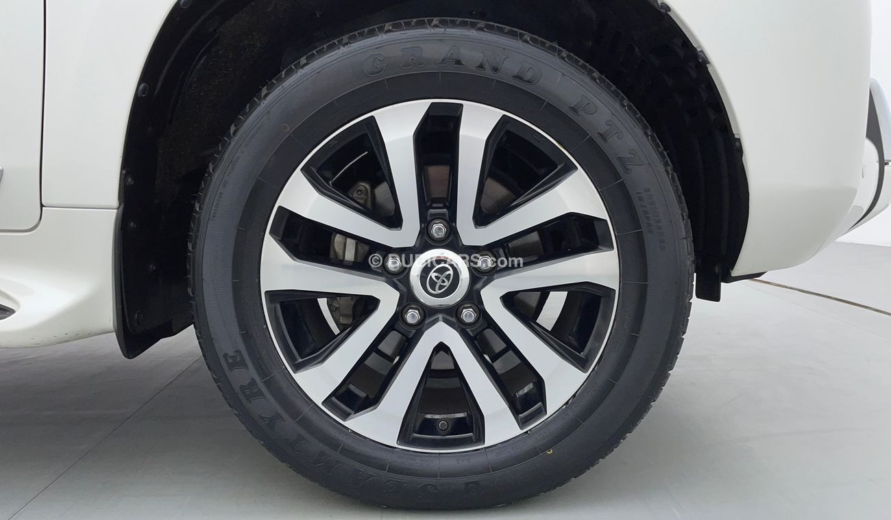 تويوتا لاند كروزر VXR 5700