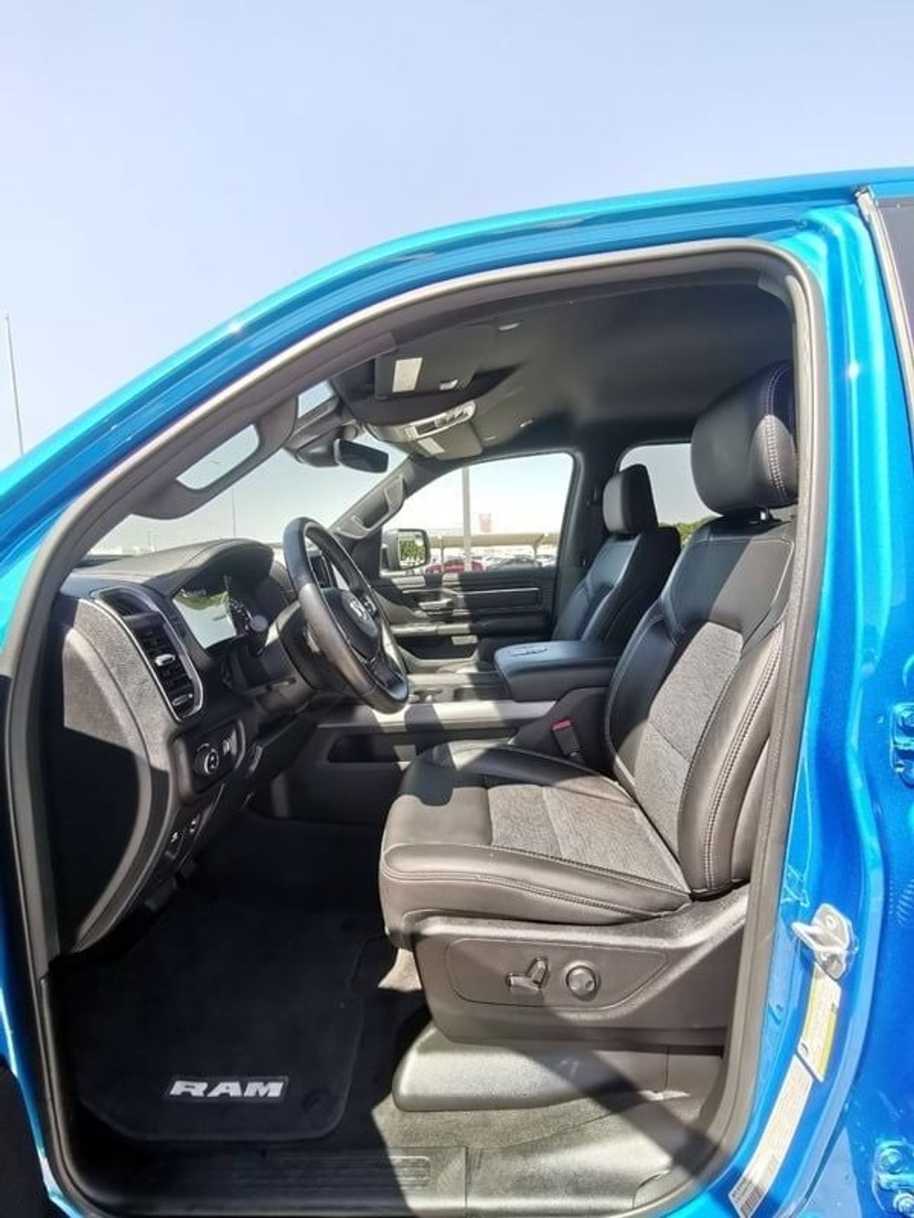 RAM 1500 Dodge RAM Sport - 2022 - Blue