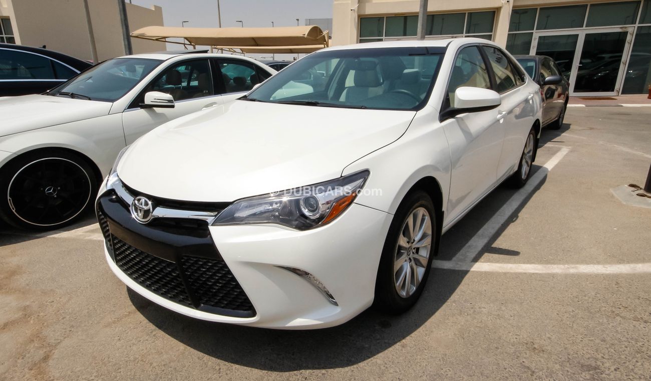 Toyota Camry XLE