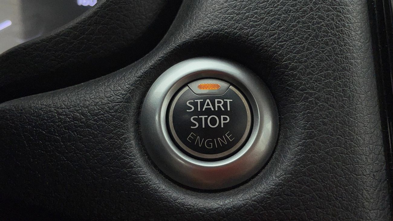 نيسان إكستيرا PLATINUM 2.5 | بدون دفعة مقدمة | اختبار القيادة في المنزل