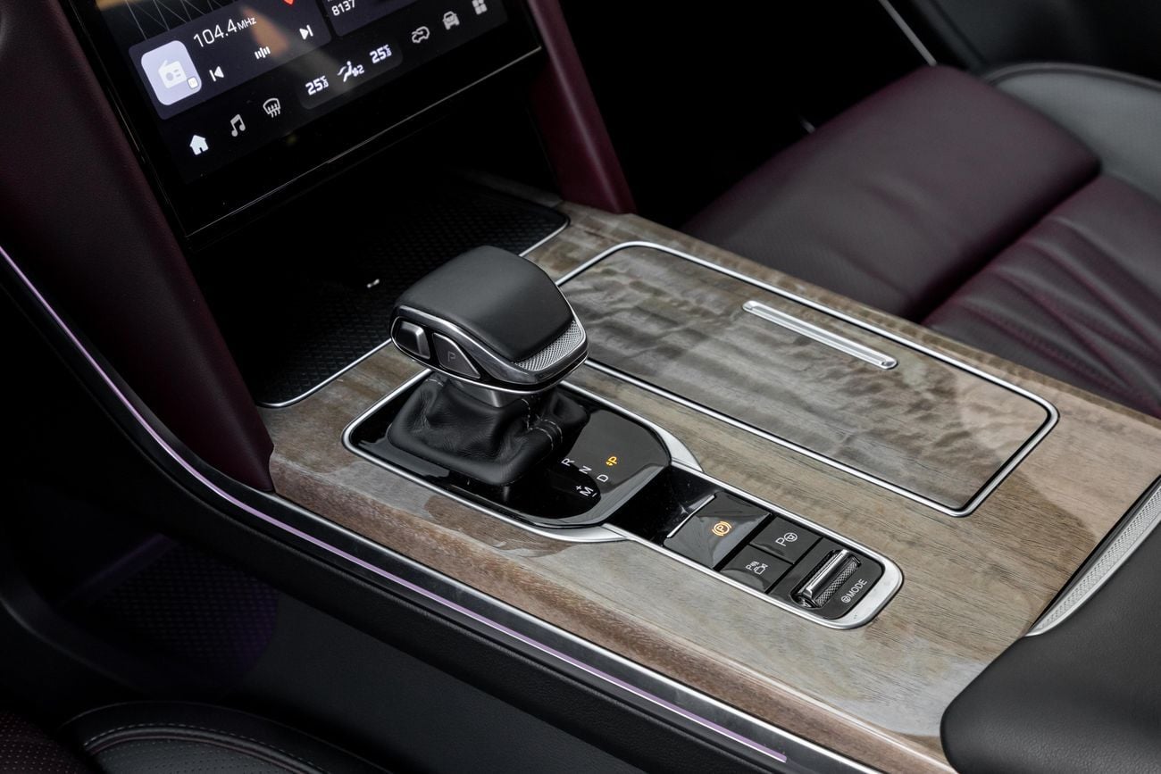 هونغشي HS7 2,155 P.M | Deluxe | Hongqi Warranty to 2032 + Service to 2028 | 0% Downpayment