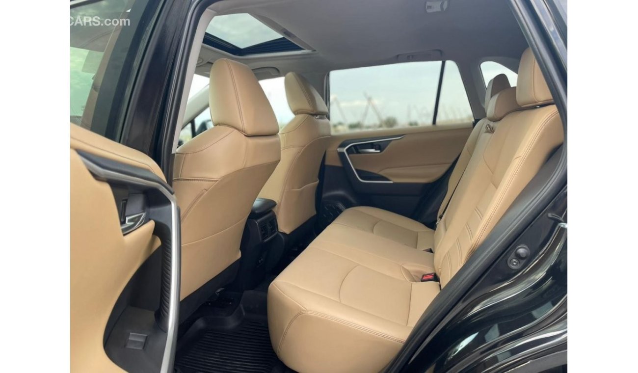 Toyota RAV4 *Offer*2019 Toyota Rav4 XLE Premium  / EXPORT ONLY / فقط للتصدير