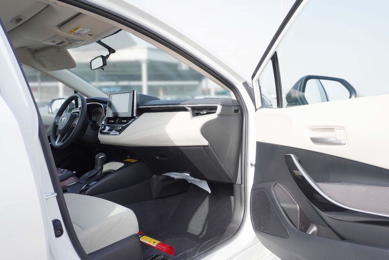 Toyota Corolla COROLLA SEDAN 1.8L HEV