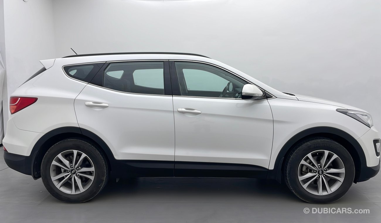 Hyundai Santa Fe GLS 2.4 | Under Warranty | Inspected on 150+ parameters