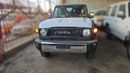تويوتا لاند كروزر 70 2026 Toyota Land Cruiser LC76 4.0L MT Petrol (with Diff lock)