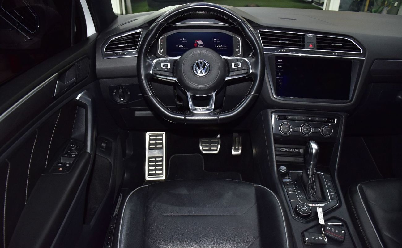 فولكس واجن تيجوان EXCELLENT DEAL for our Volkswagen Tiguan R-Line 4Motion ( 2019 Model ) in White Color GCC Specs