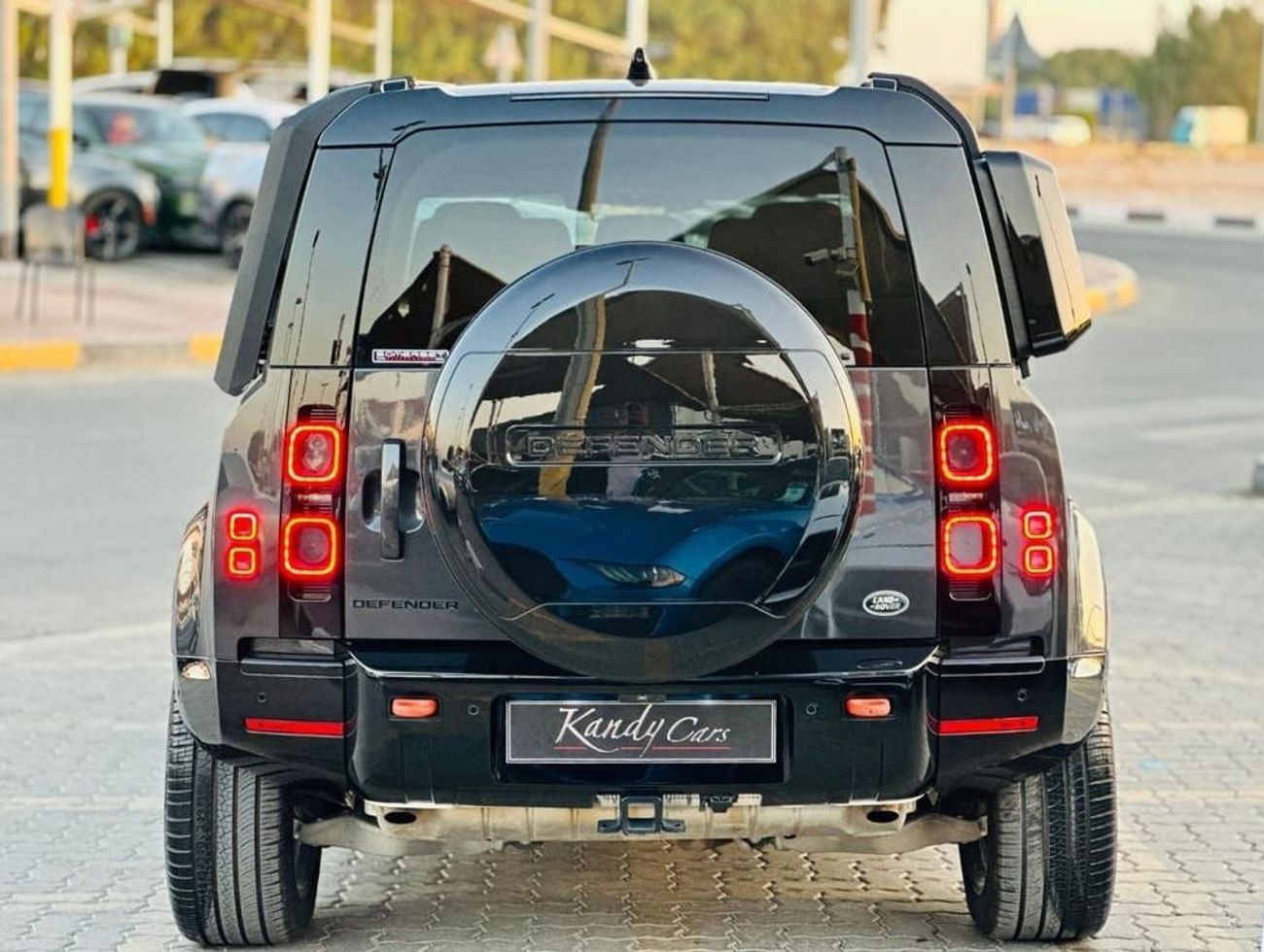 لاند روفر ديفندر 110 X P400 3.0L | Monthly AED 5950/- | 0% DP | Blindspot | Leather Interior | # 92966