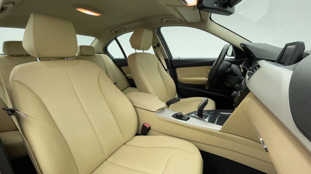 BMW 318i EXECUTIVE 1.5 | Zero Down Payment | Free Home Test Drive