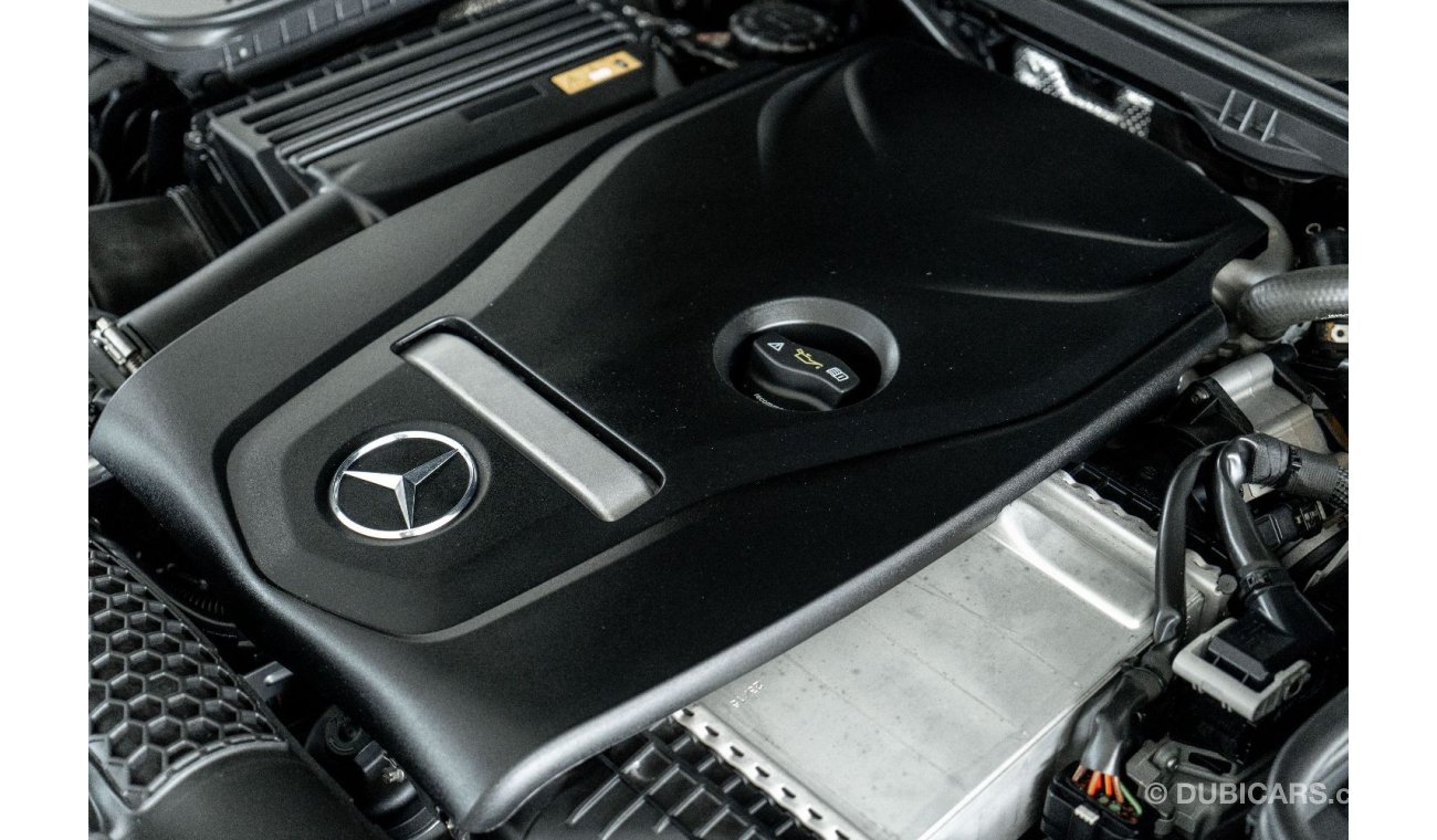 Mercedes-Benz C 200 AMG Pack 2016 Mercedes Benz C200 / High Spec / Japan Grade 4.5B Import