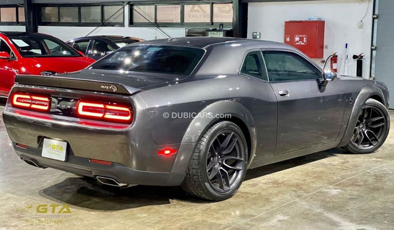 Dodge Challenger 2019 Dodge Challenger SRT Scatpack Widebody, Warranty+Service Contract, GCC, Low Kms