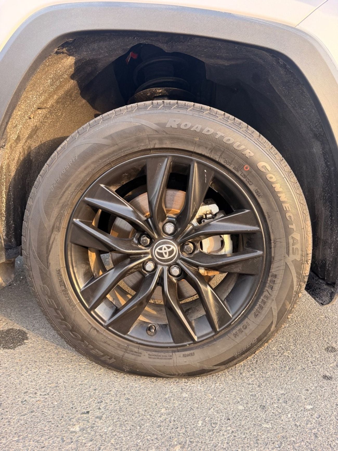 Toyota RAV4 Hybrid XLE 2.5L