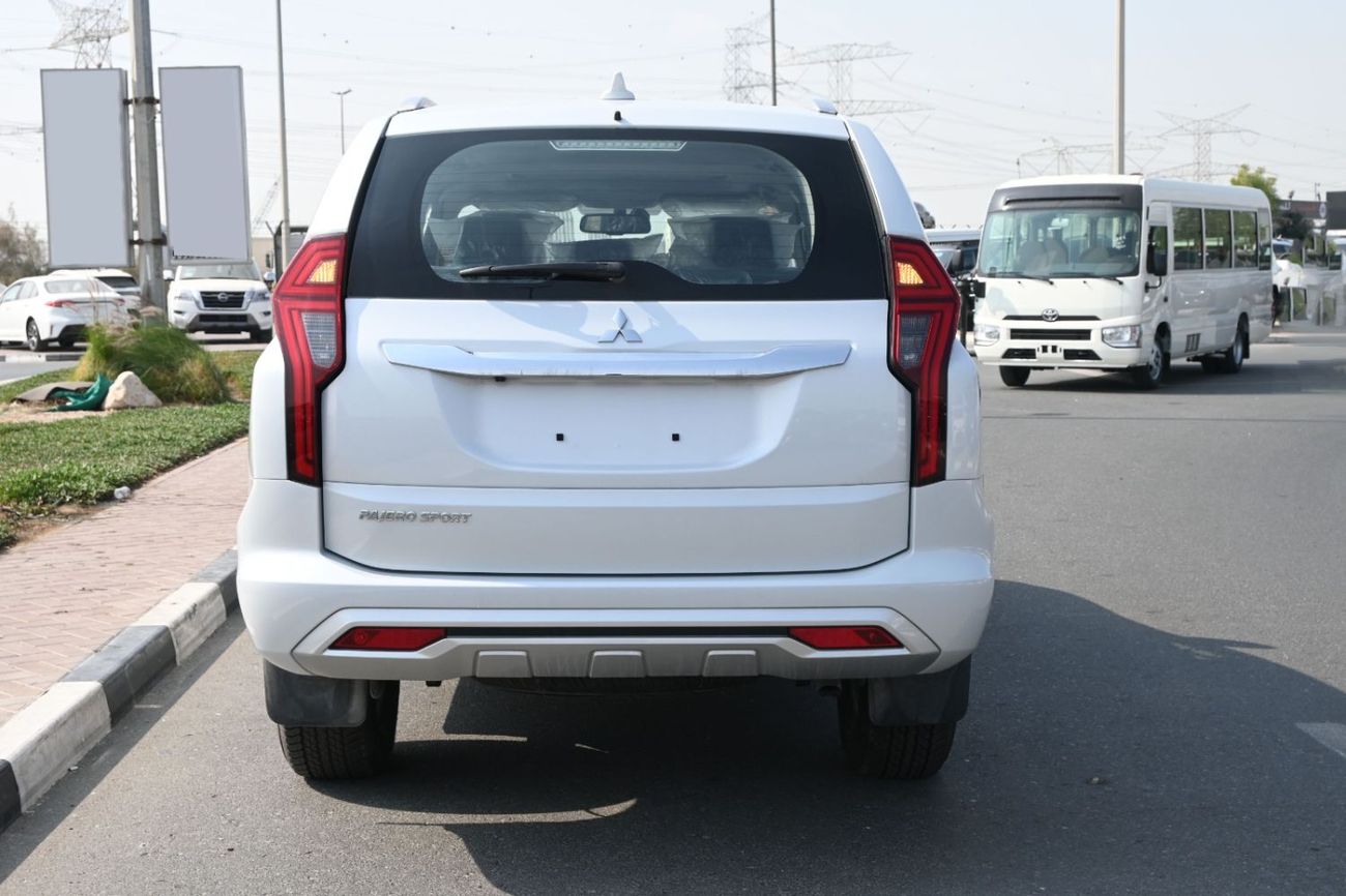 Mitsubishi Pajero MITSUBISHI PAJERO SPORT 2.5L 4WD A/T 7SEATER MID OPTION   MODEL YEAR: 2023