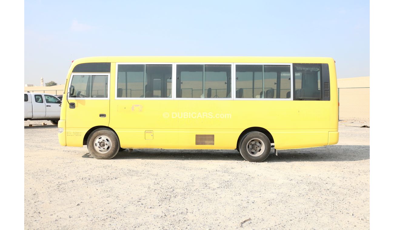 نيسان سيفيليان DIESEL 26 SEATER BUS