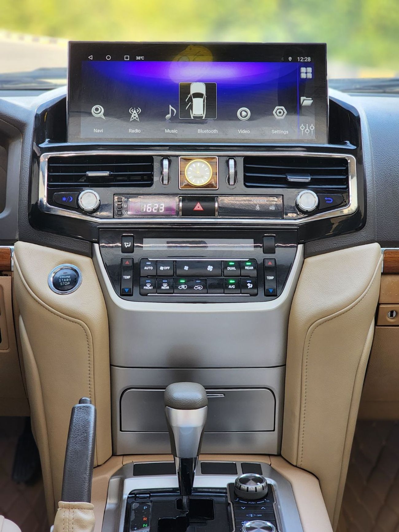 تويوتا لاند كروزر GXR