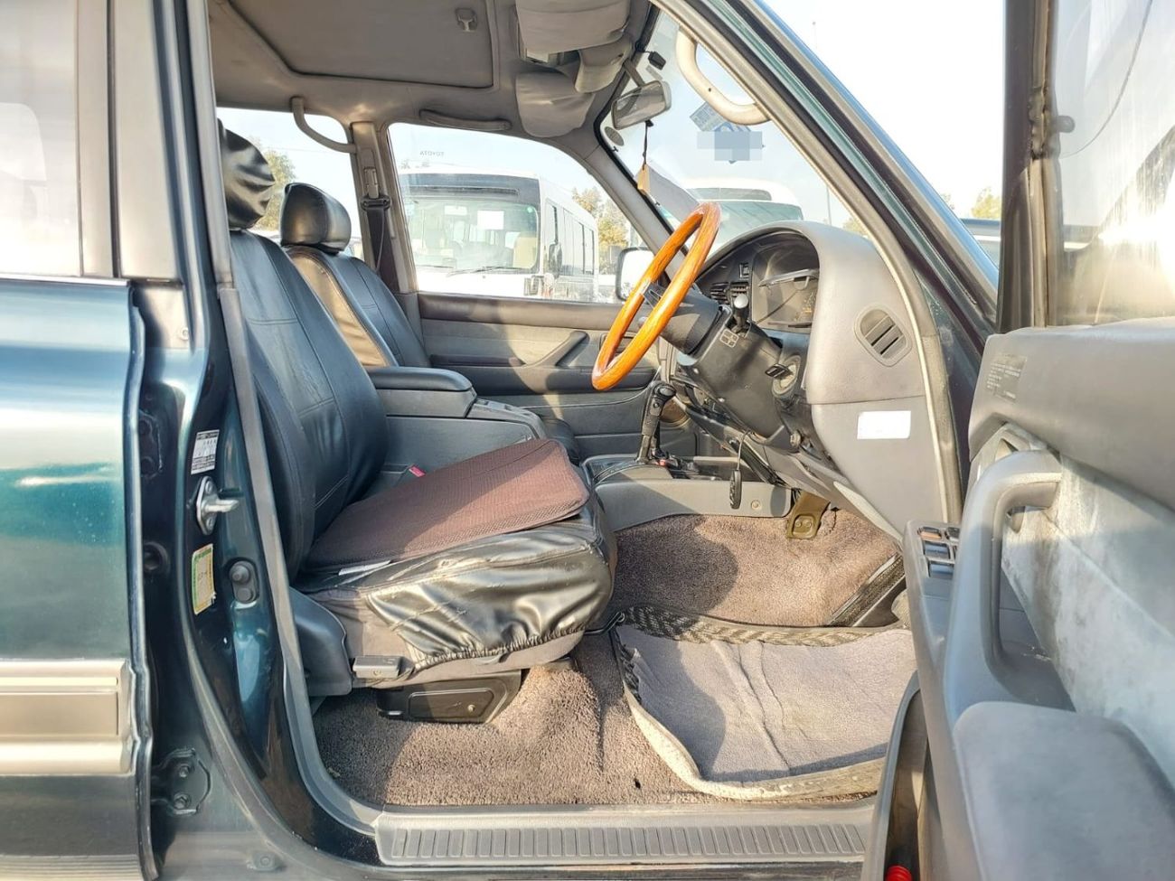 Toyota Land Cruiser TOYOTA LAND CRUISER SUV RHD 1994 MODEL 4.1 L DIESEL AUTOMATIC(PM02812)