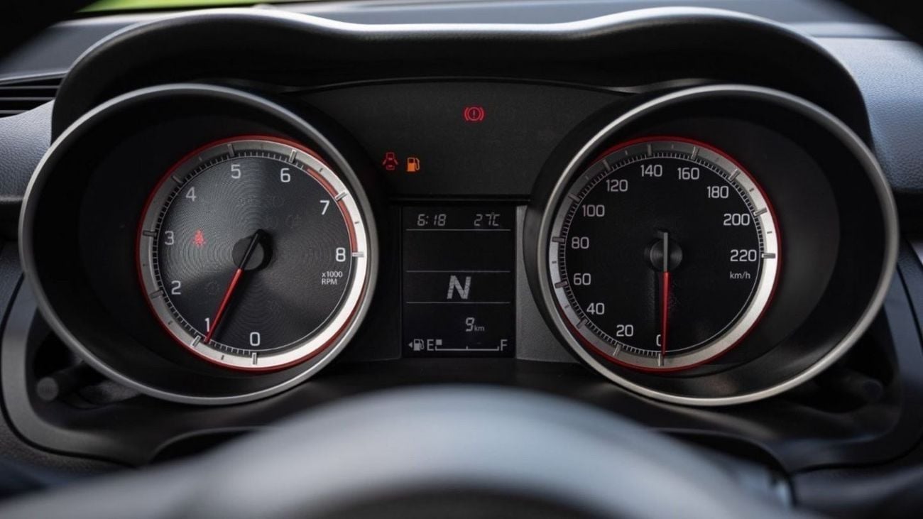 سوزوكي سويفت SUZUKI SWIFT GLX 1.2P AT MY2025