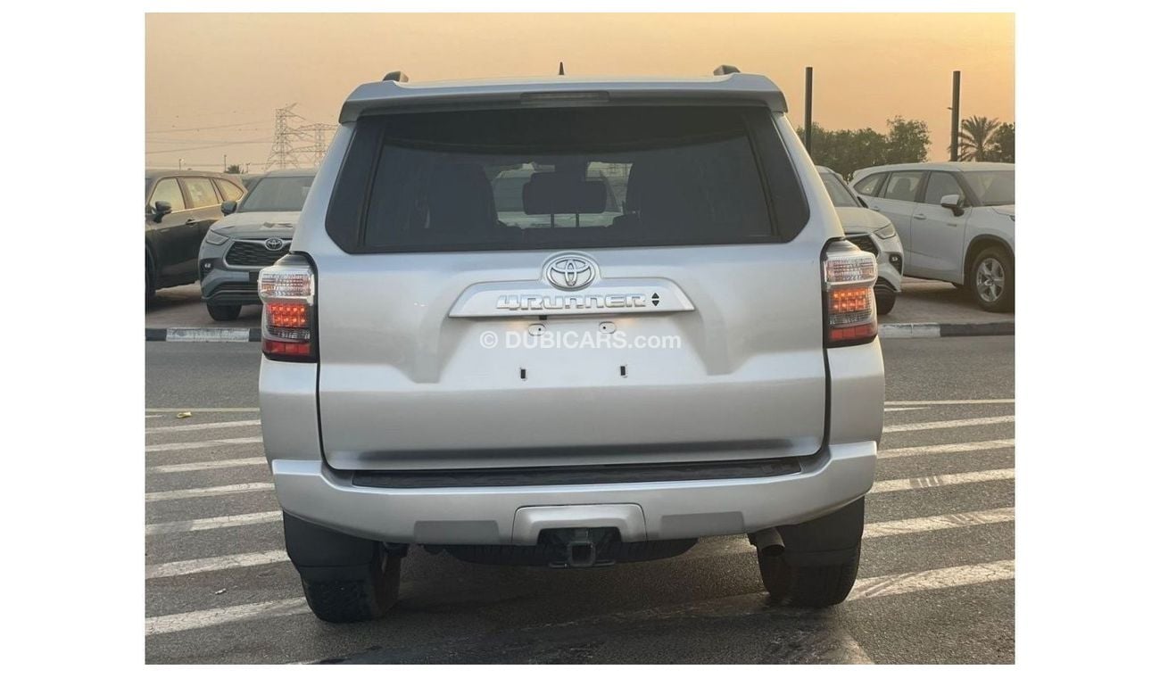 Toyota 4Runner 2021 Toyota 4Runner SR5 Premium 4x4 - 4.0L V6 / -