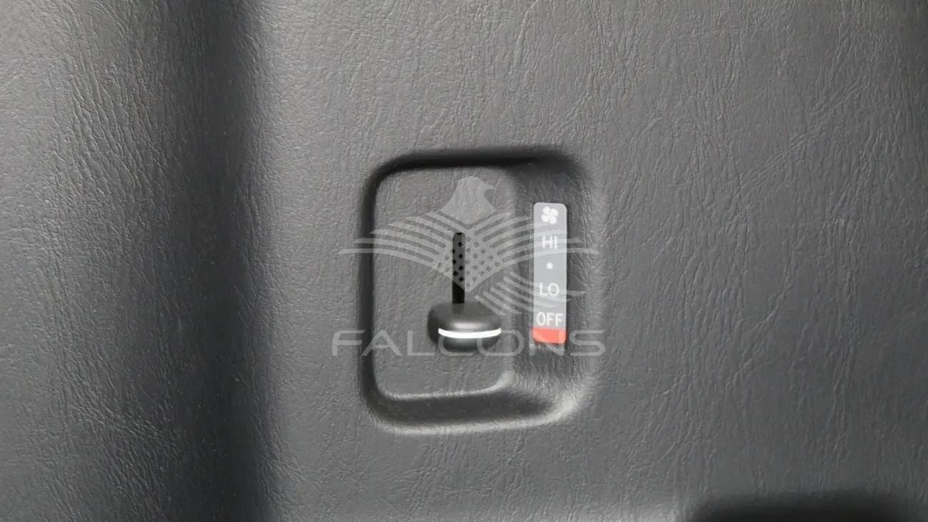 تويوتا هاياس Toyota/HIACE D/00M33 2.5L M33 GL H R WITH AC , ABS-ALLOY MT