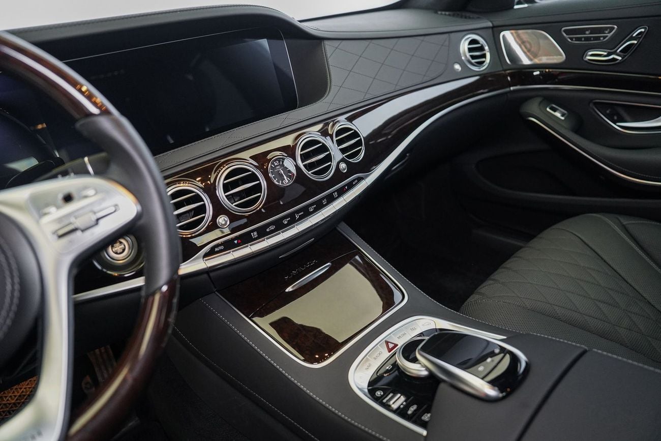 مرسيدس مايباخ S650 مايباخ V12