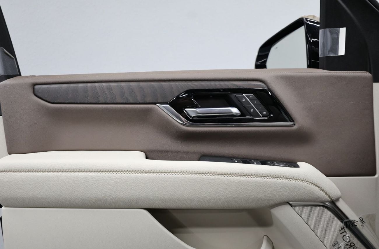 GMC Yukon 6.2 V8 Denali (AWD) GCC | V8 6.2L | 7 Seats | SWB | Brand New | Ref#Denali