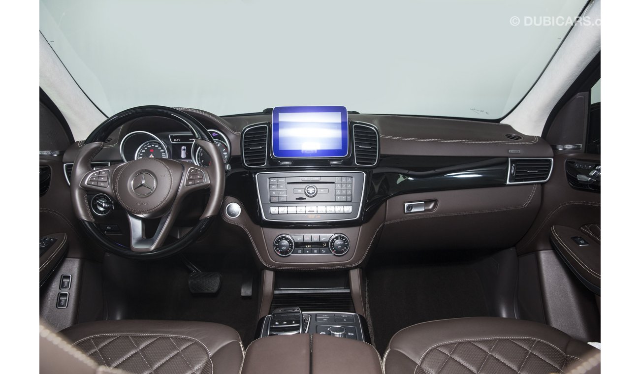 Mercedes-Benz GLS 500 AMG Exclusive MANAGER SPECIAL  **SPECIAL CLEARANCE PRICE** WAS AED379,000 NOW AED269,000