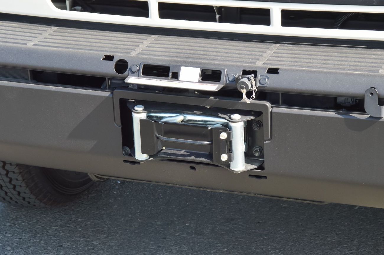 Toyota Land Cruiser TOYOTA LAND CRUISER 79 SERIES 4.5L DOUBLE CABIN 4WD DIESEL 2024 | AUDIO PLAYER | ALLOY WHEELS | WINC