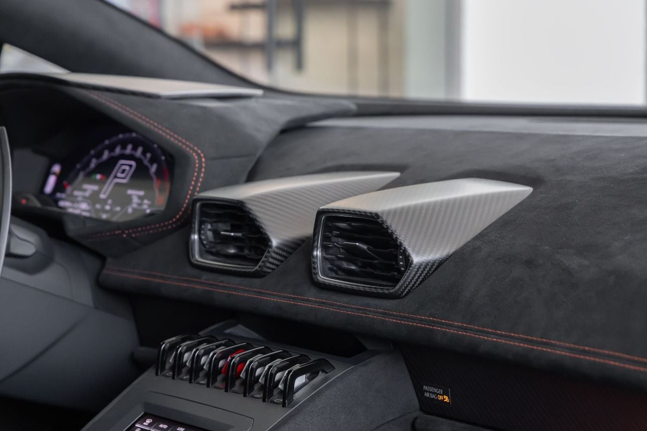 لامبورغيني هوراكان Lamborghini Huracan STO | Warranty Available | 2022