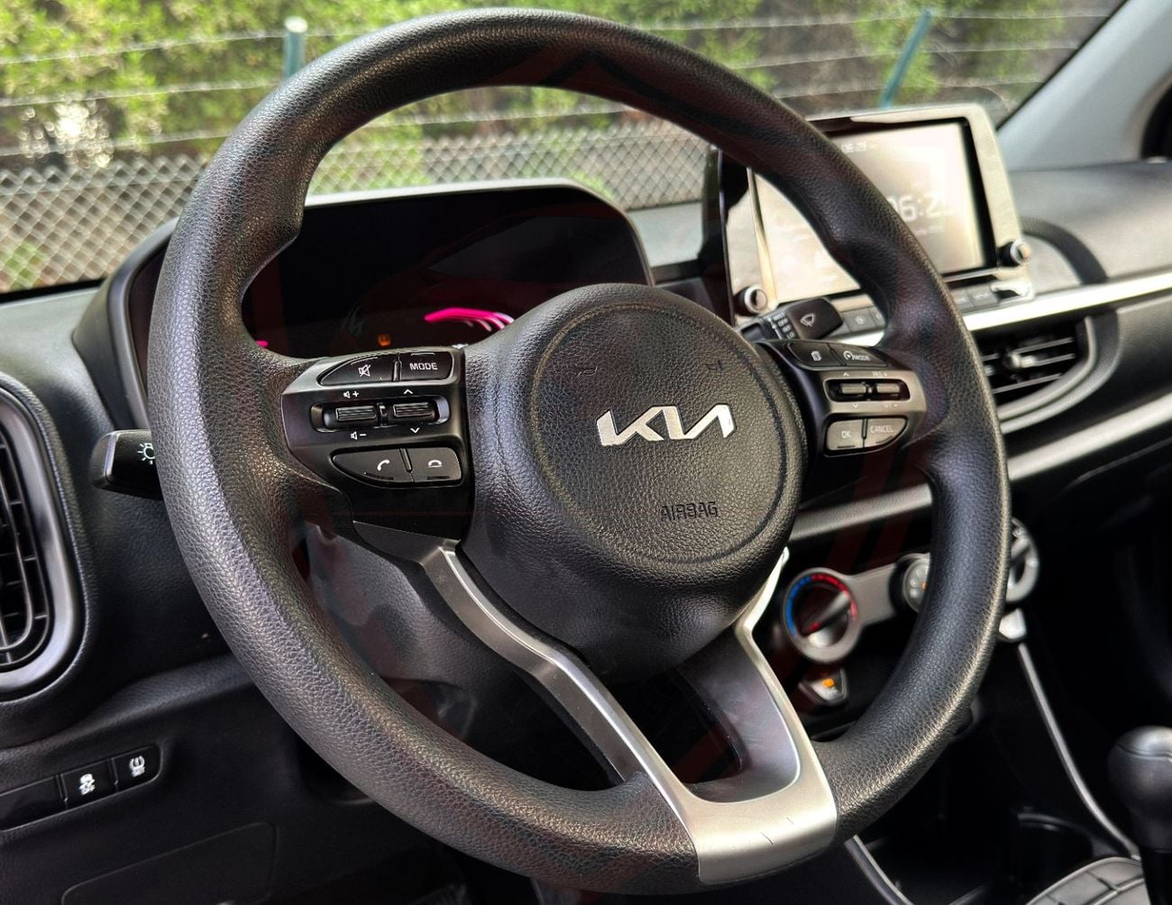 Kia Picanto LX Kia Picanto |  1.2 L | 2024 | GCC | Accident-Free |  In Excellent Condition | 613 P.M