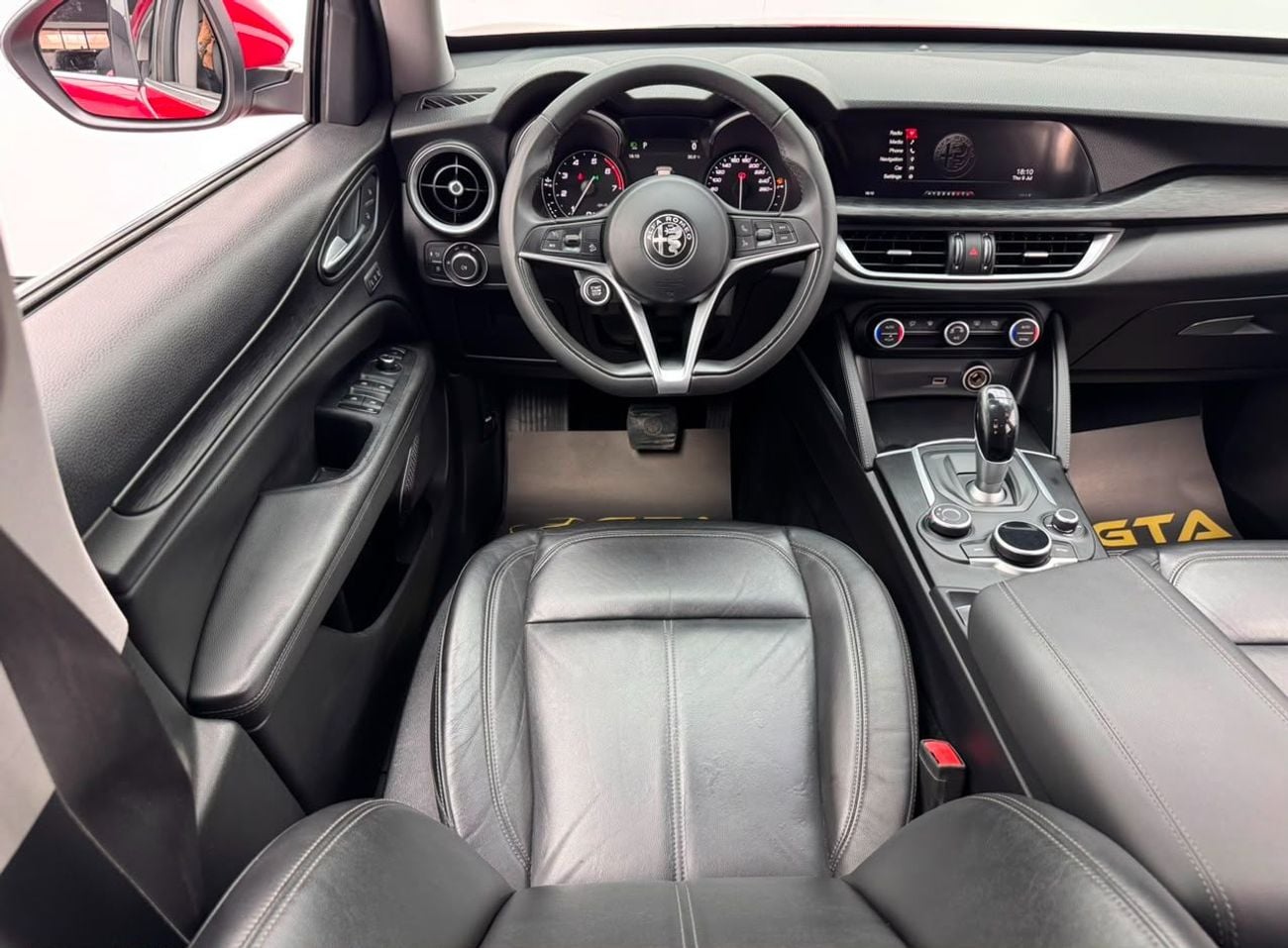 Alfa Romeo Stelvio 2018 Alfa Romeo Stelvio Q4 Super, Service History, GCC