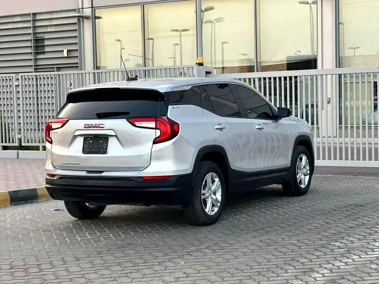 GMC Terrain SLE GMC Terrain 2022 GCC specs