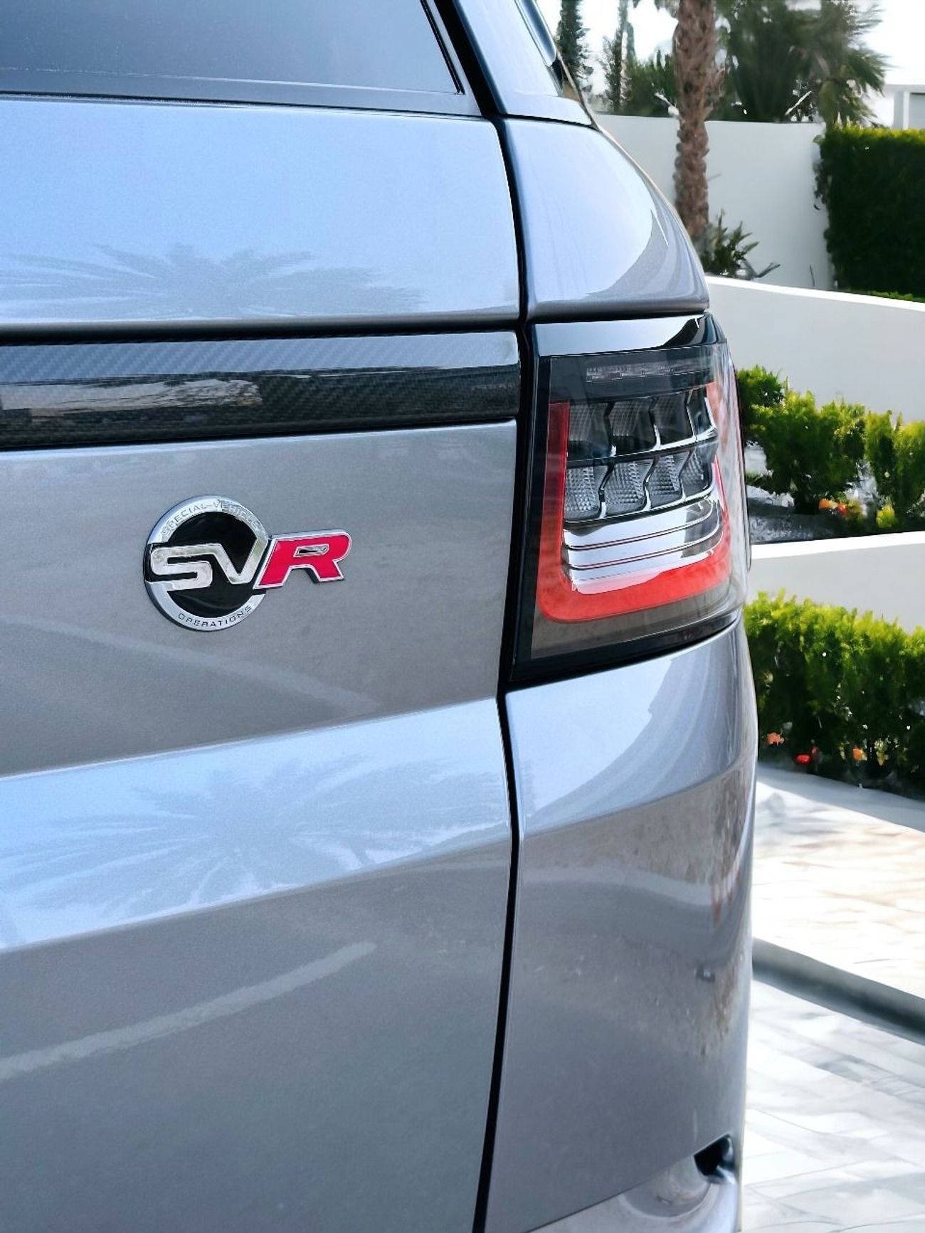 Land Rover Range Rover Sport AED 6,390 PM | SVR CARBON EDITION | UNDER WARRANTY | BRAND NEW CONDITION | LOW MILEAGE