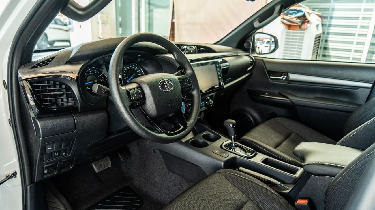 تويوتا هيلوكس ADVENTURE | D/C | 4WD | 4.0 | A/T | 2025