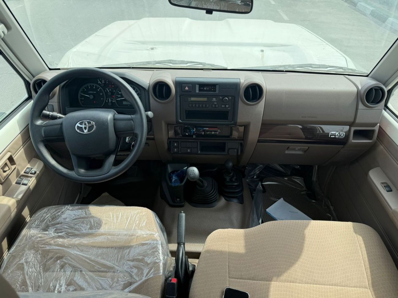 تويوتا لاند كروزر 70 LC78 Hardtop 3 Doors Long , M/T , 4.0L Petrol V6 Two Tank 2025 Model