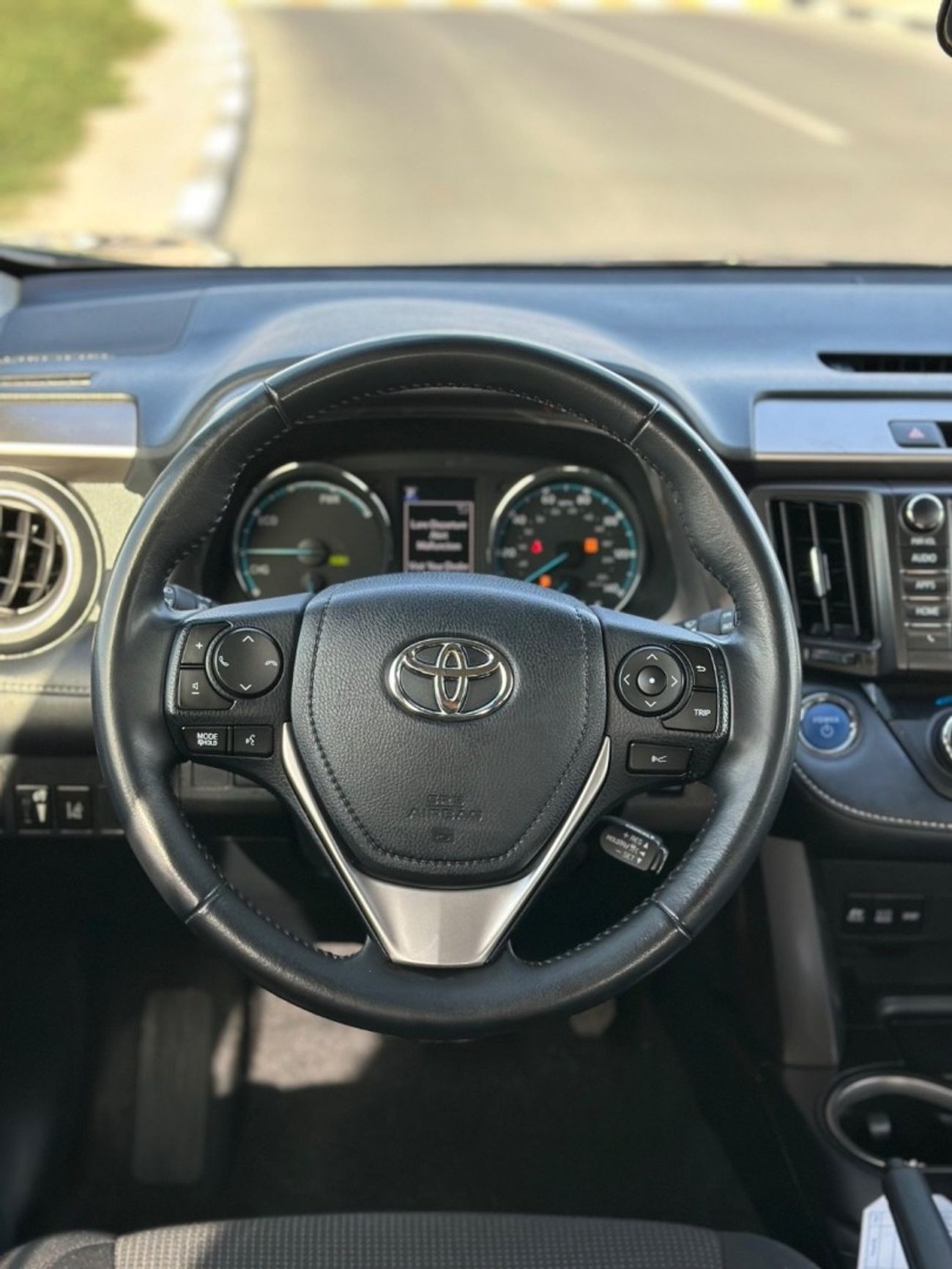 تويوتا راف ٤ XLE 2.5L Hybrid XLE Sunroof, Full Option